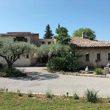 Holiday home Le Pre Des Huppes Salernes